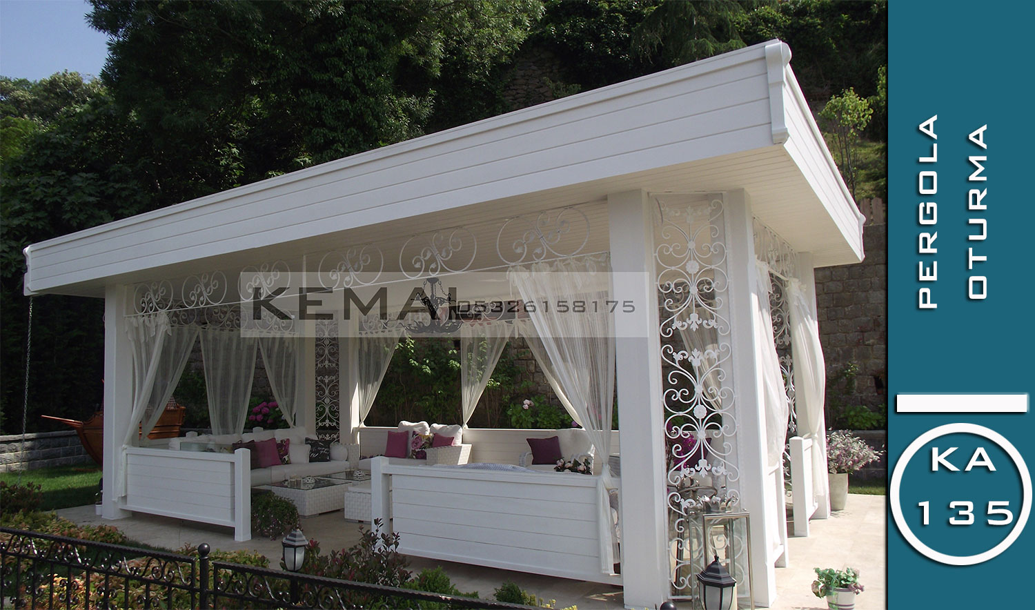 Lüks Ahşap & Ferforje Pergola Oturma Alanı (
